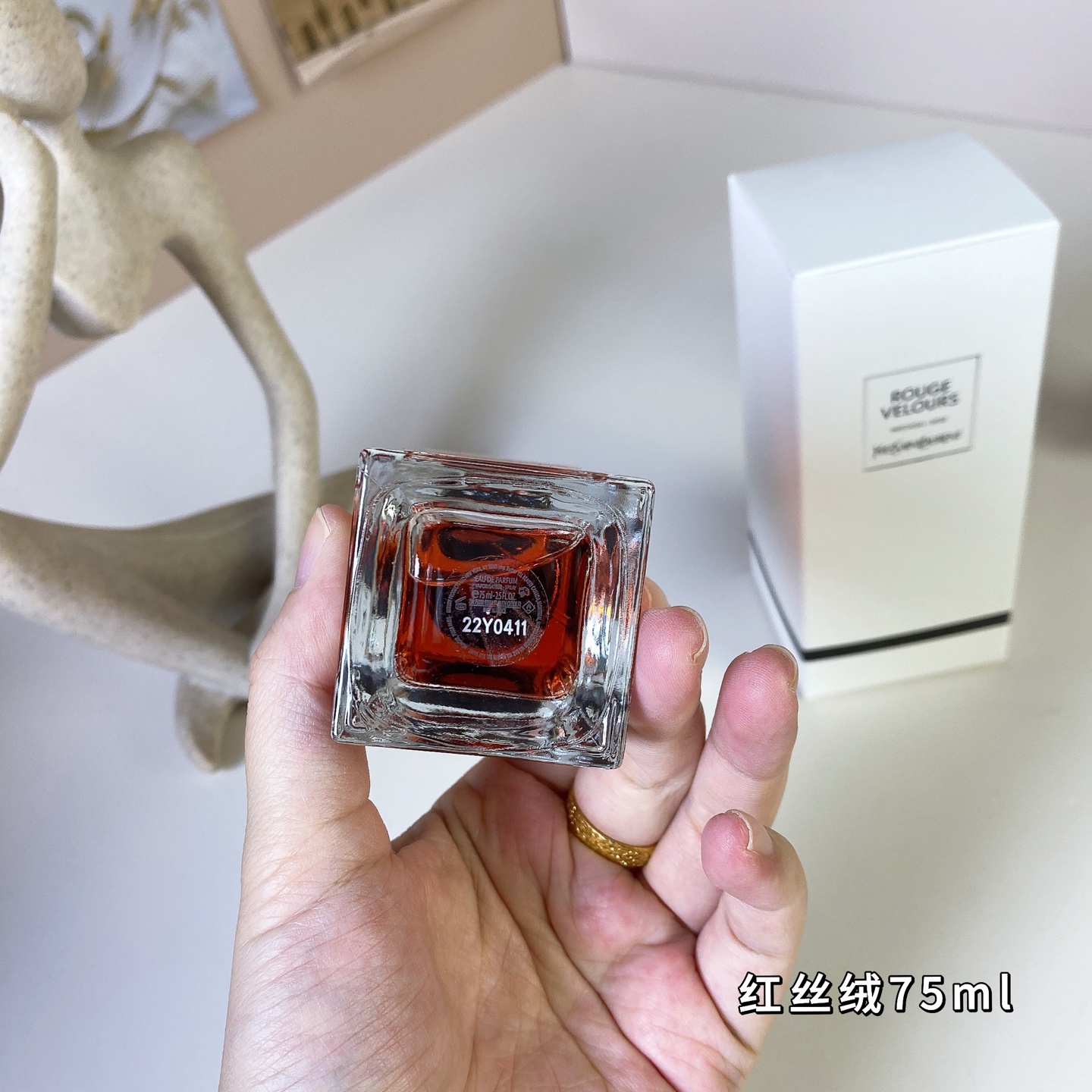 Saint Laurent perfume